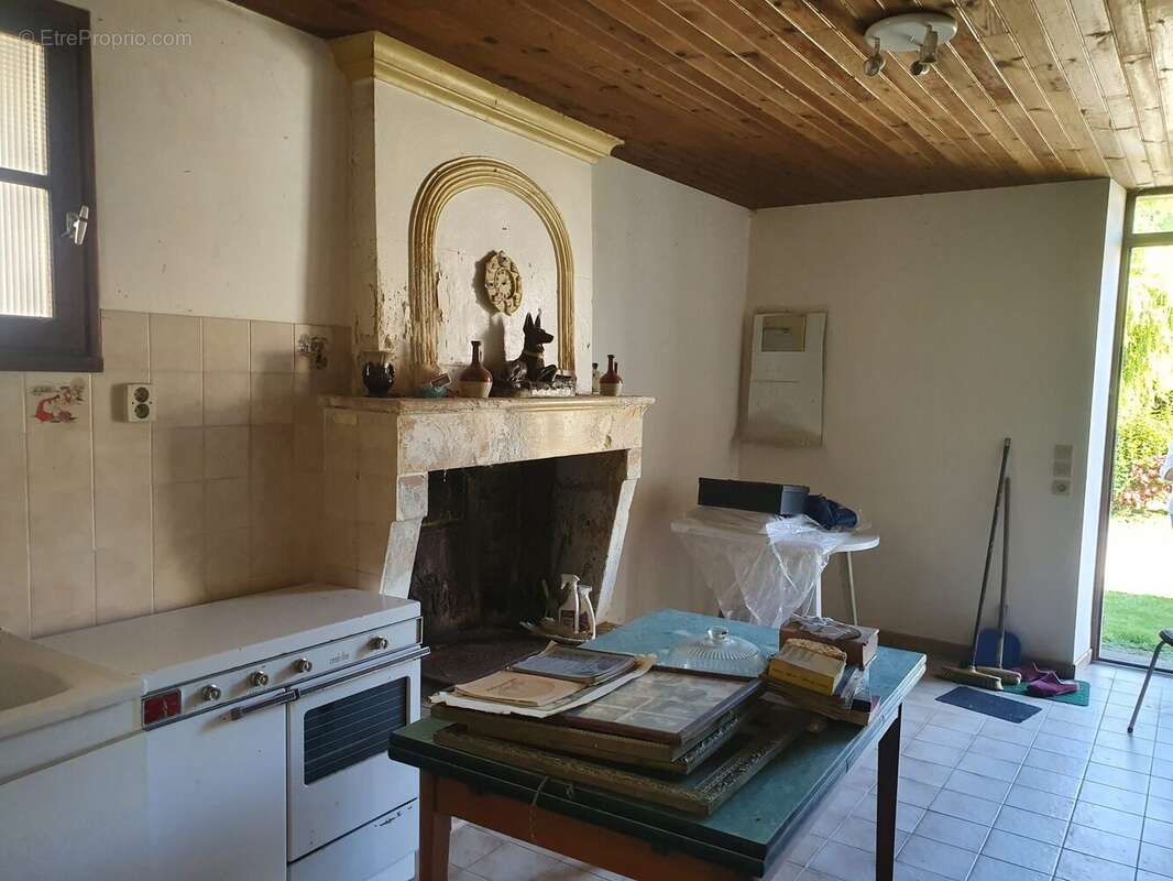 Maison à SAINT-FORT-SUR-GIRONDE