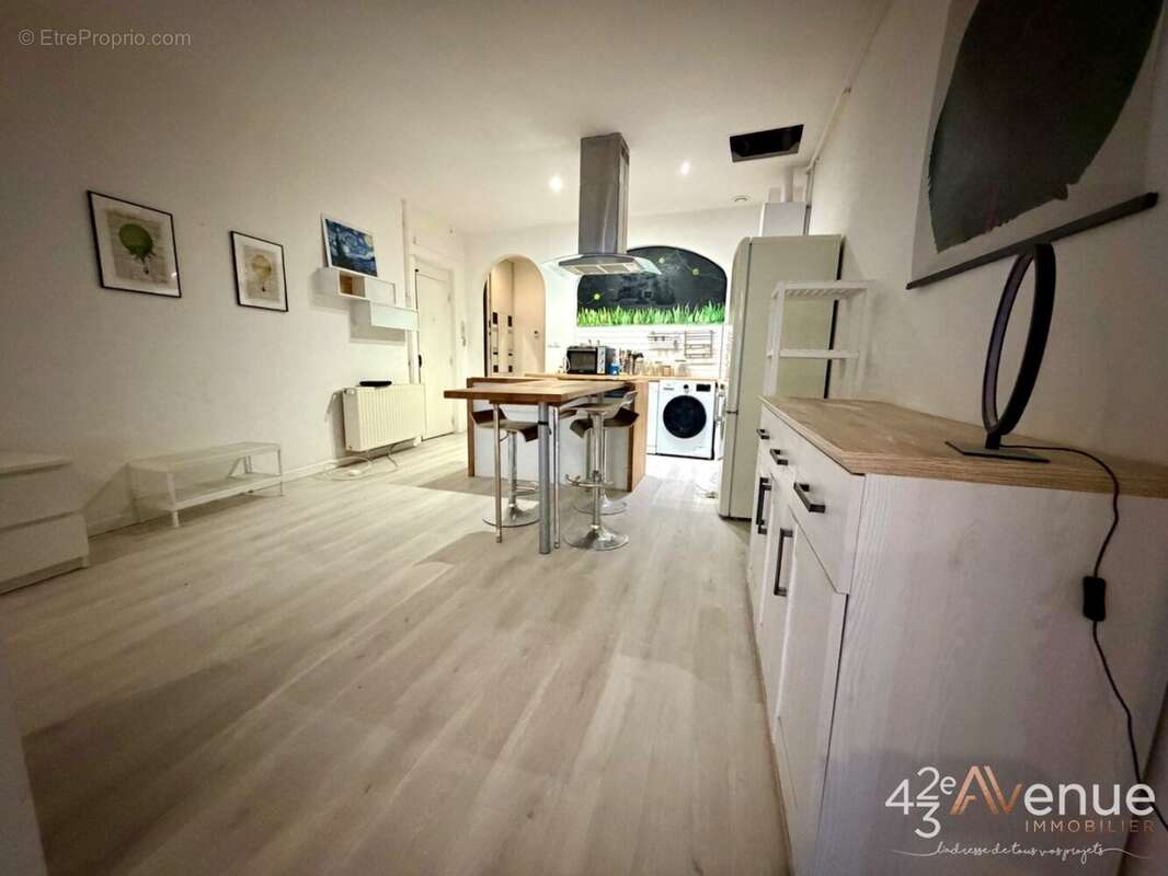 Appartement à SAINT-ETIENNE