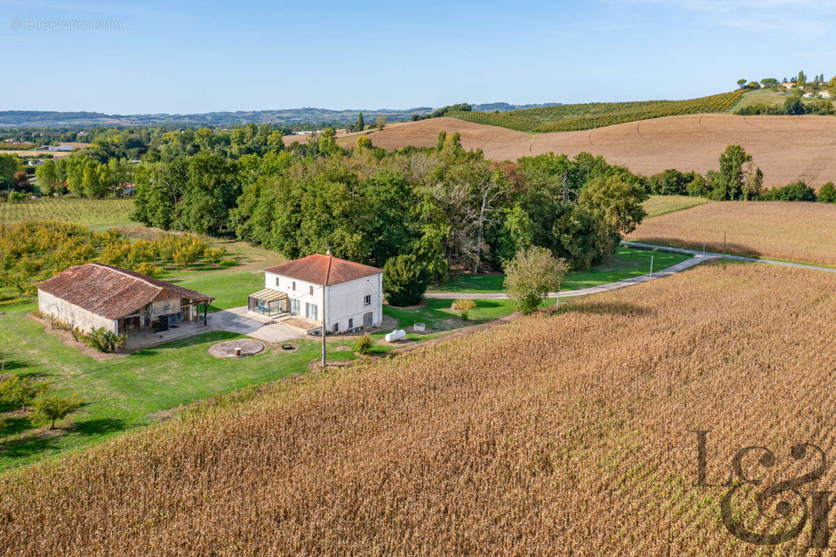 Maison à DOLMAYRAC