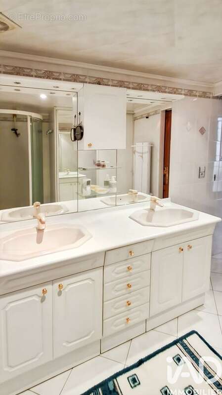 Photo 8 - Maison à REMERANGLES