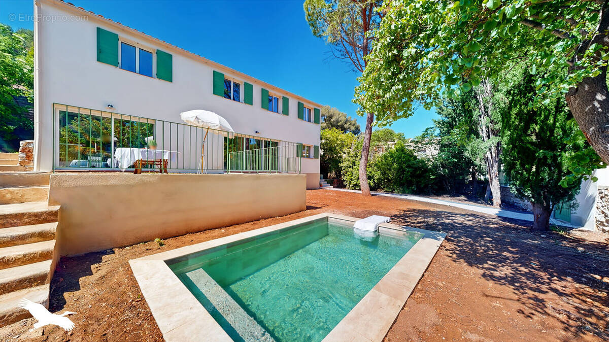 Maison à MARSEILLE-9E