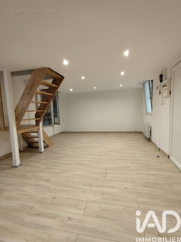 Photo 1 - Maison à IVRY-SUR-SEINE