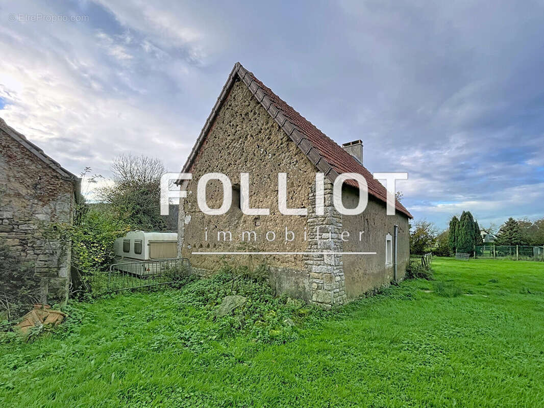 Maison à PICAUVILLE