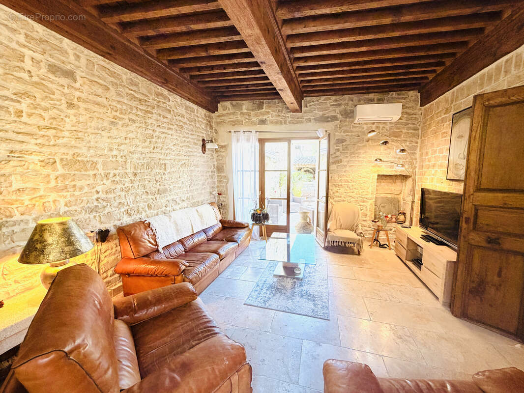 Maison à CALVISSON