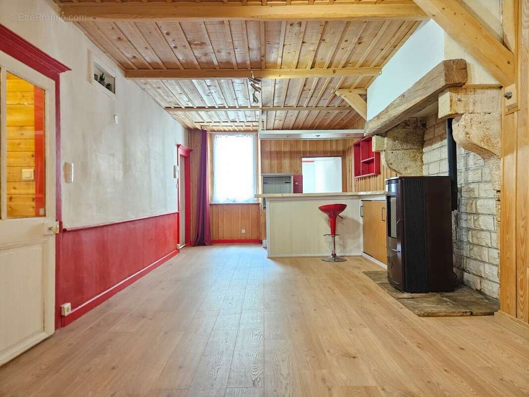 Appartement 50 m² à Pontarlier  - photo 2