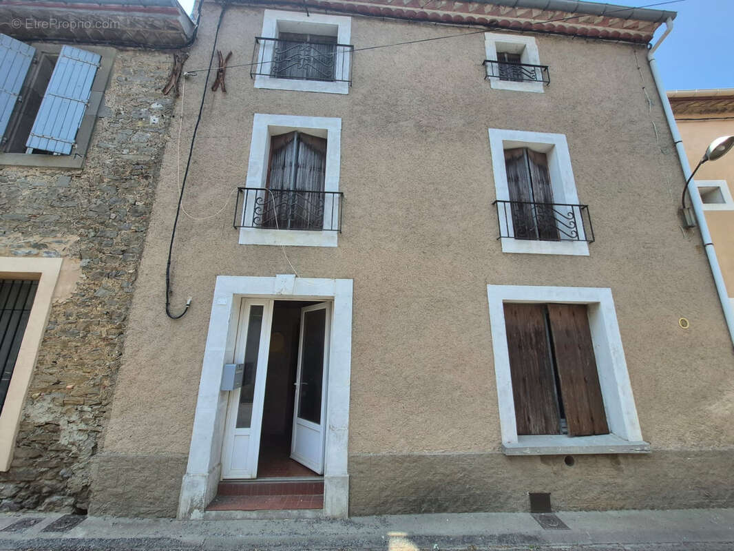 Maison de village avec cour, terrasse et immense garage   Azille (11700)   145 m2 habitables - photo 30