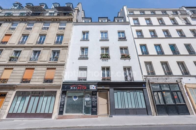 Appartement à PARIS-10E