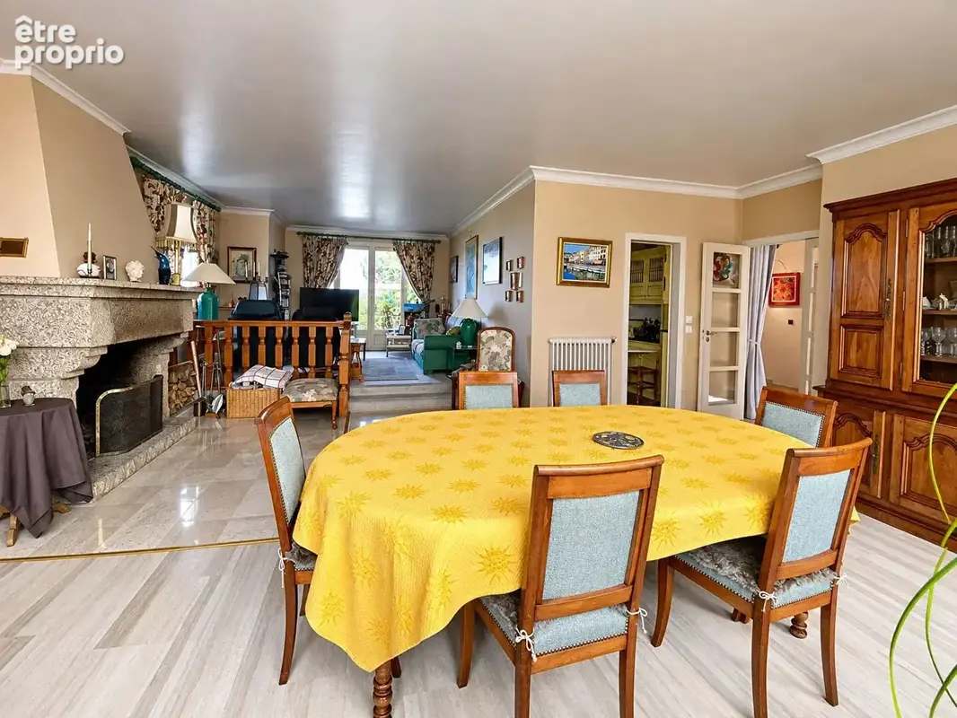 Trégueux Élégante propriété familiale de 269 m² au coeur d'un écrin de verdure - photo 2