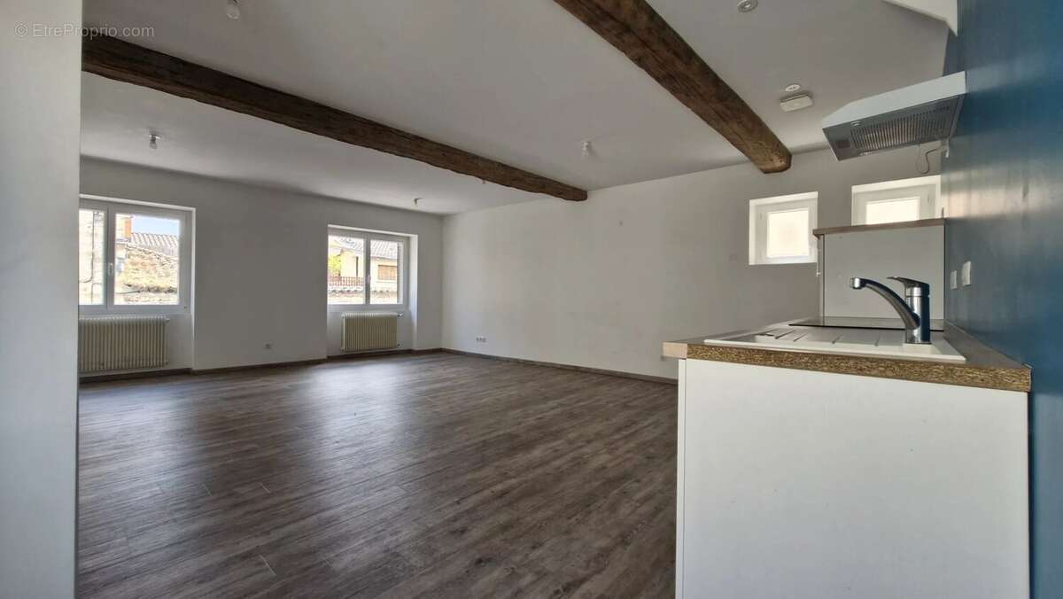 Appartement à MONTMERLE-SUR-SAONE