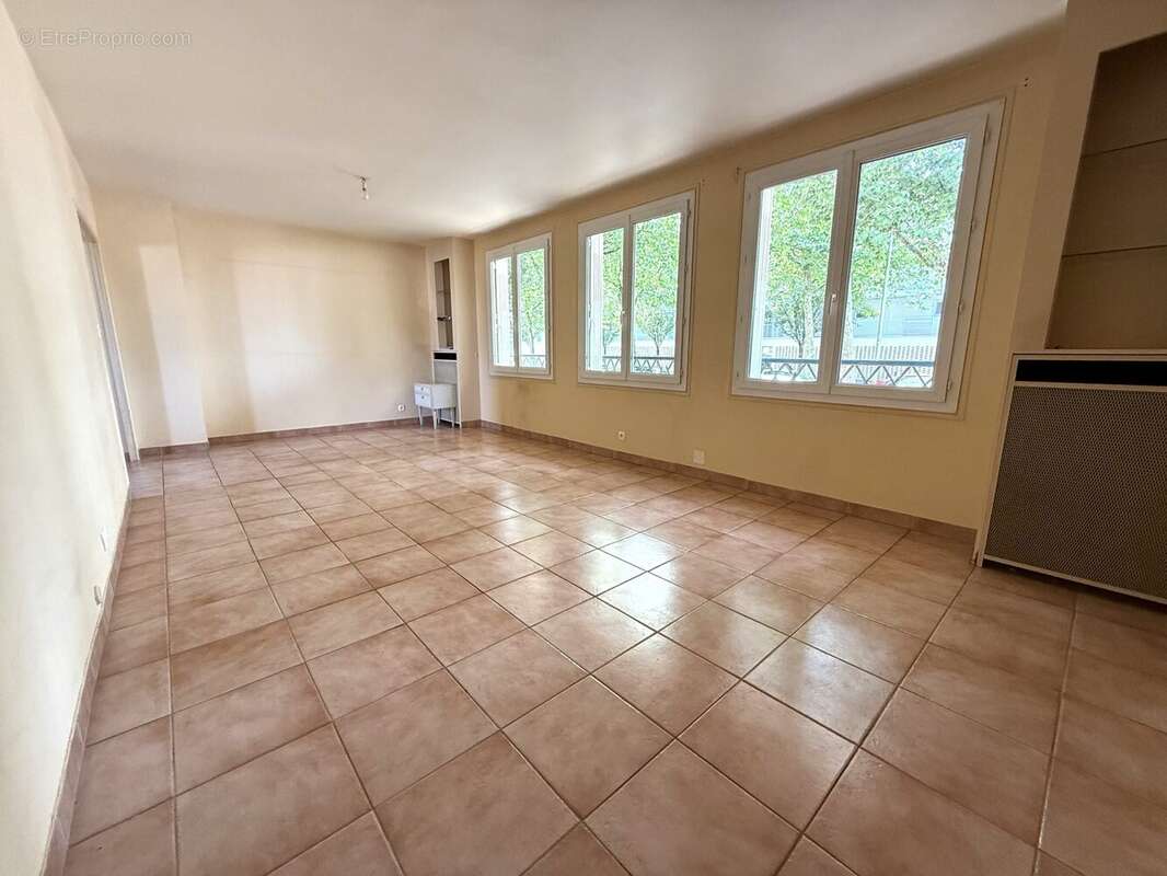 Appartement 71 m² à Le Havre  - photo 2