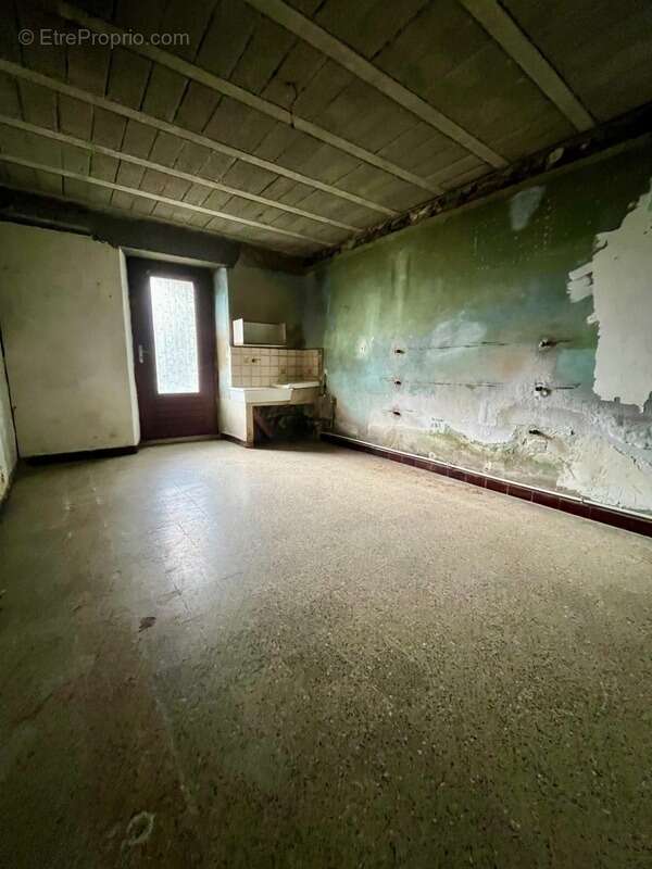 Maison à SAINT-MARTIN-DU-FRENE