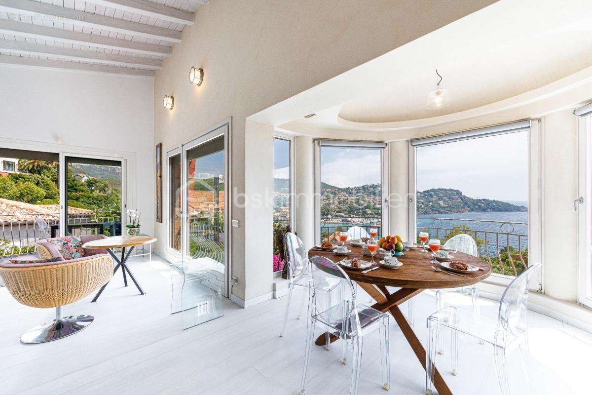 Maison à SAINT-RAPHAEL