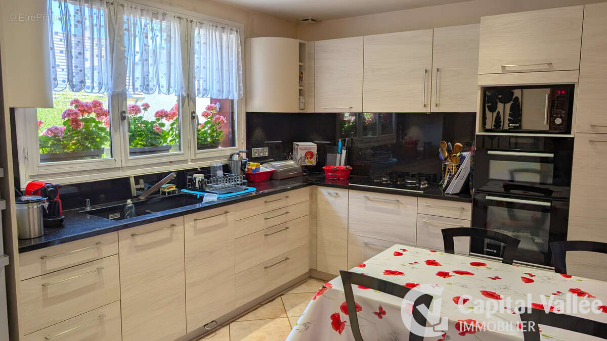 Maison à VILLEBON-SUR-YVETTE