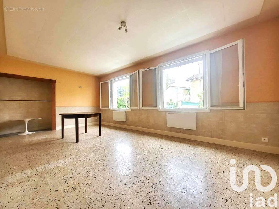 Photo 4 - Maison à GERMOND-ROUVRE