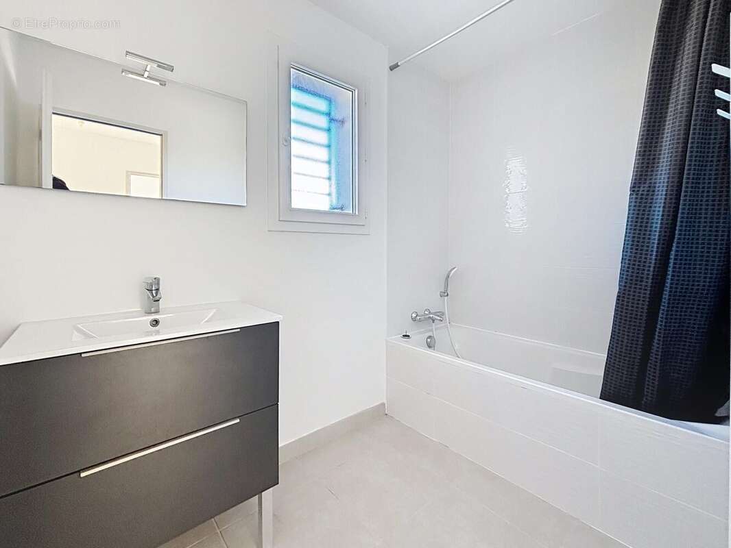 Photo 7 - Maison à ISSEL