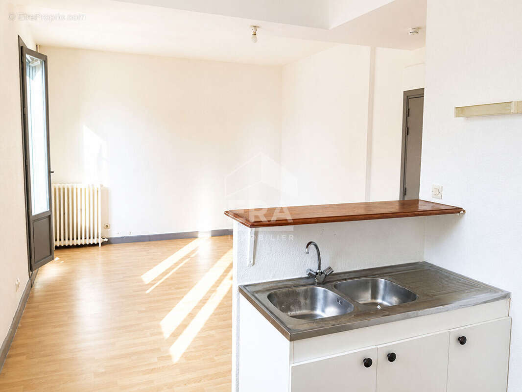 Appartement à CHATEAU-ARNOUX-SAINT-AUBAN