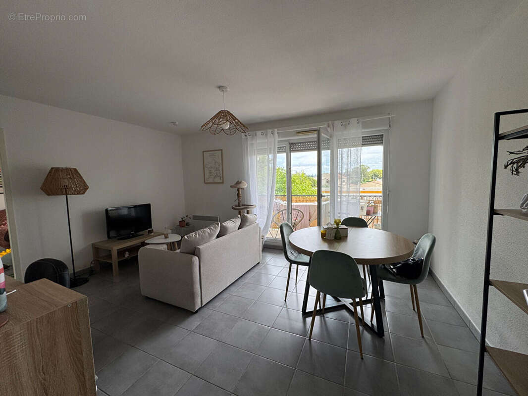 Appartement à CHATEAURENARD