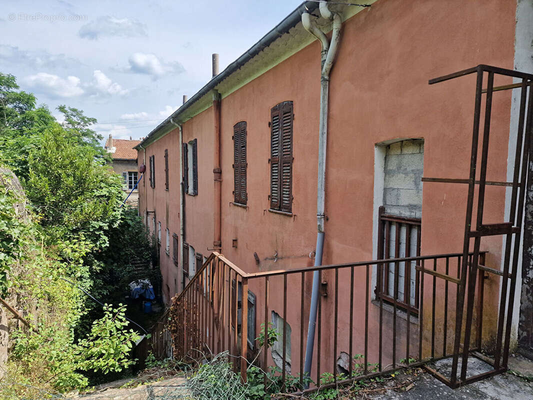 Appartement à BESSEGES