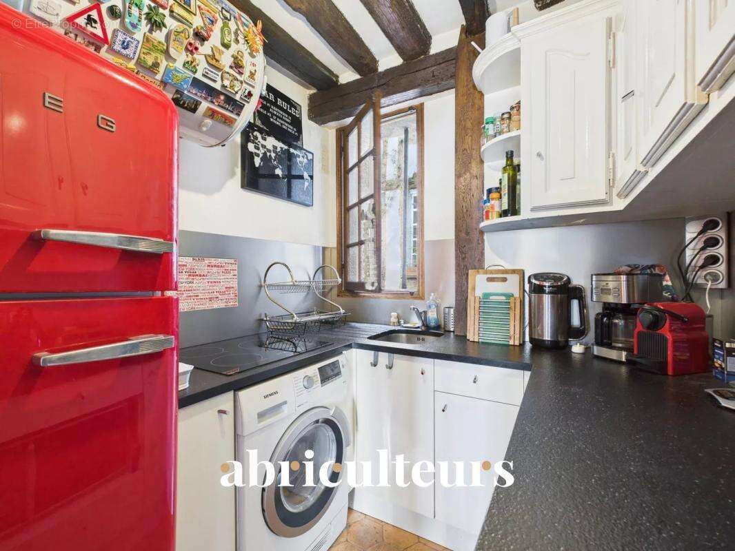 Appartement à PARIS-4E