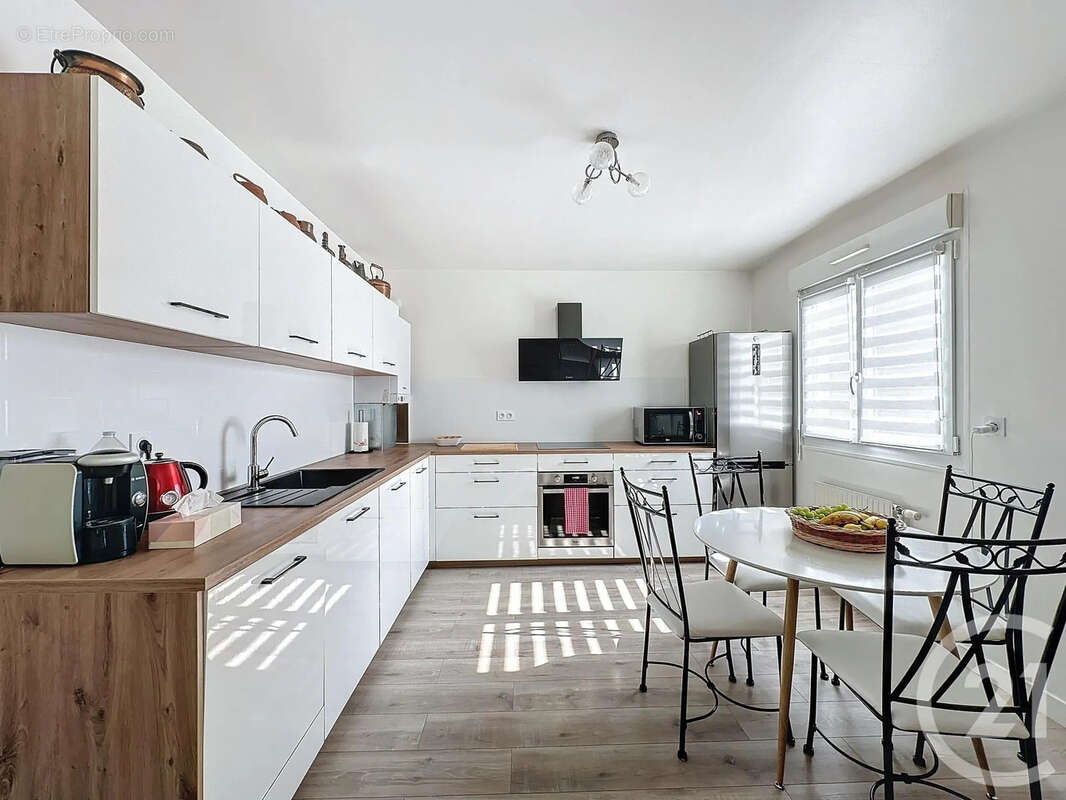 Appartement à SAINT-ANDRE-LES-VERGERS