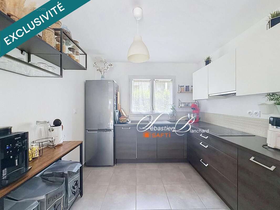 Maison 110 m² à Clarafond-Arcine  - photo 2