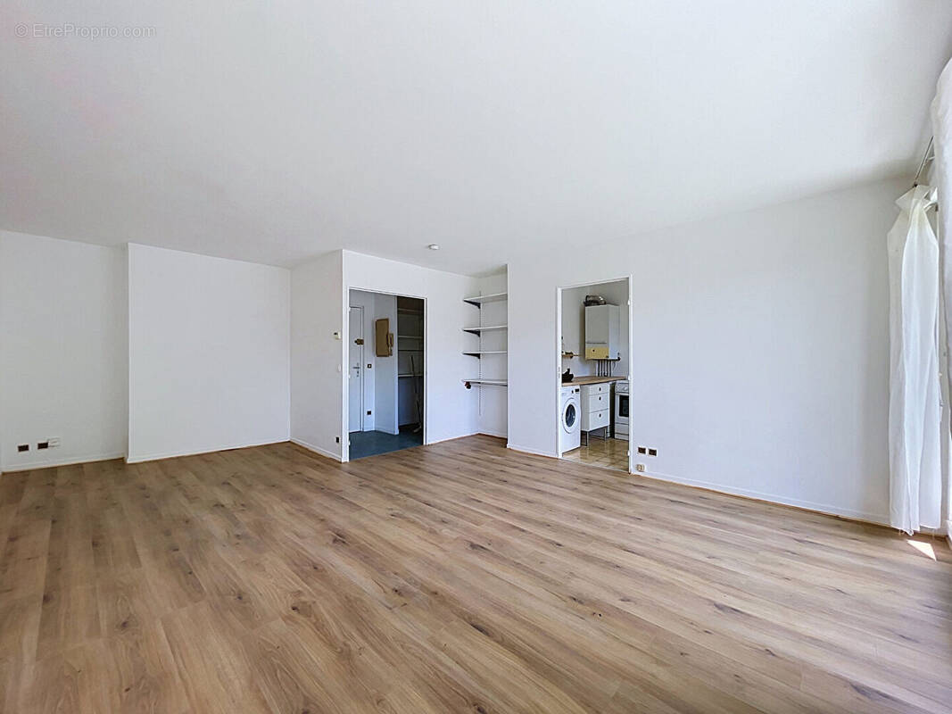 Appartement à MONTIGNY-LE-BRETONNEUX