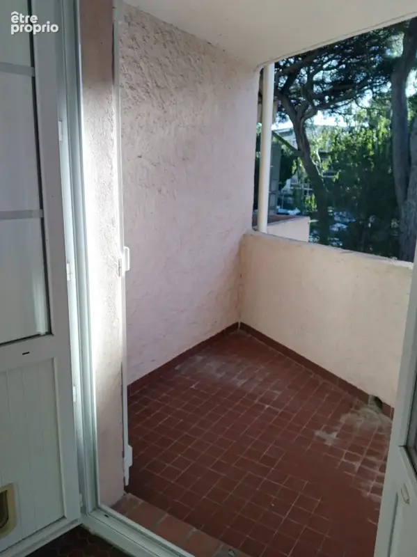 T2  hyeres port dernier etage terrasses ,parking - photo 9