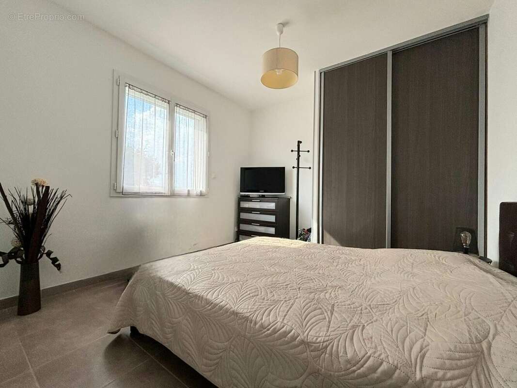 Maison à VIC-LE-FESQ