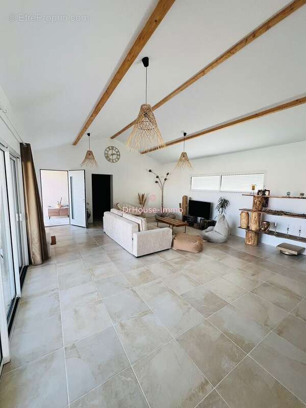 Maison à SAINT-LAURENT-DES-VIGNES