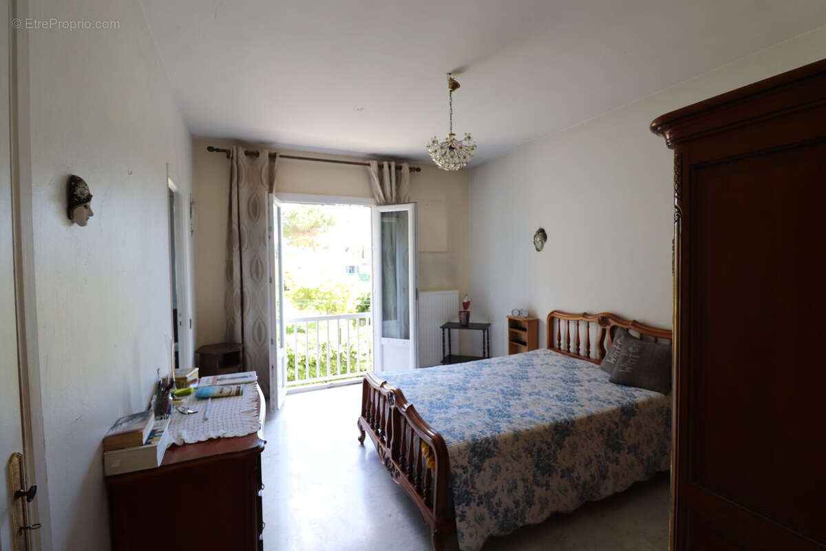 Appartement à MOUGINS