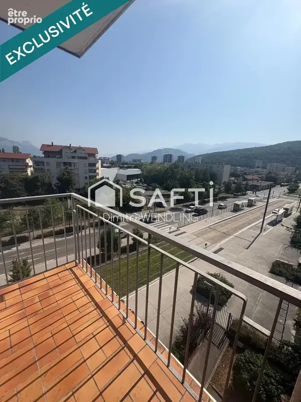 Photo 1 - Appartement à LE PONT-DE-CLAIX