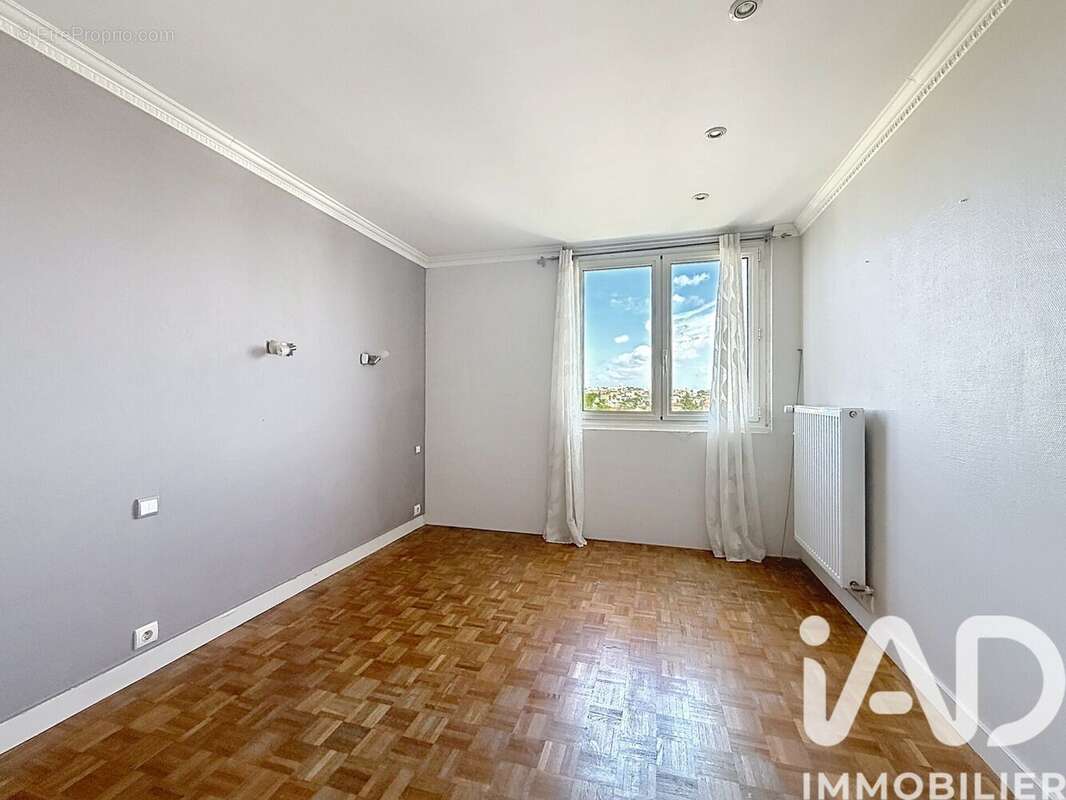 Appartement 76 m² à Champigny-Sur-Marne  - photo 5