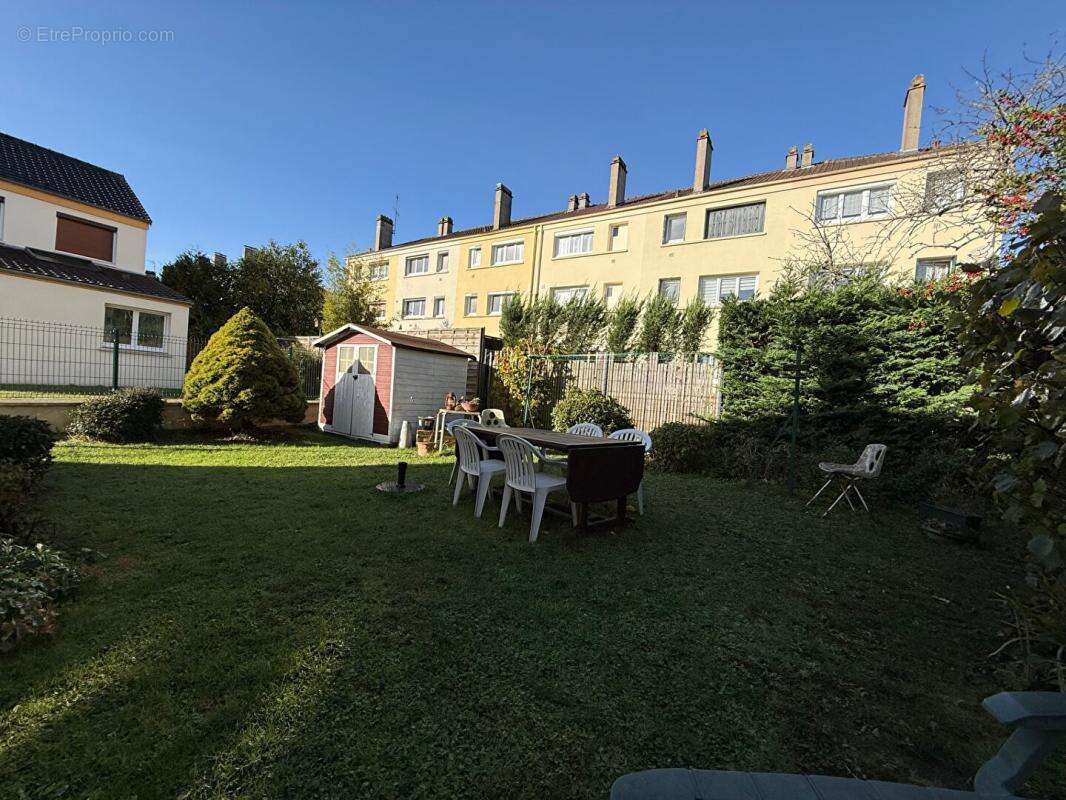 Maison à VILLEPREUX