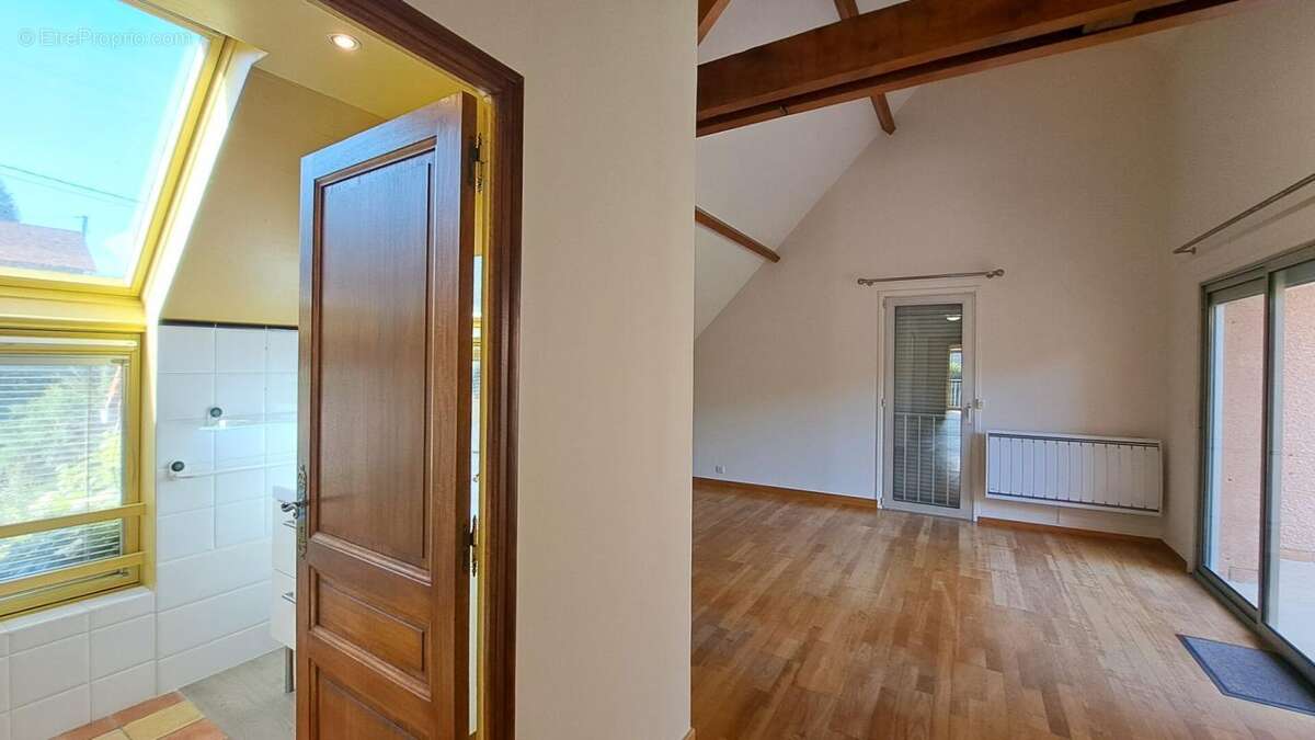 Maison à LEVIS-SAINT-NOM