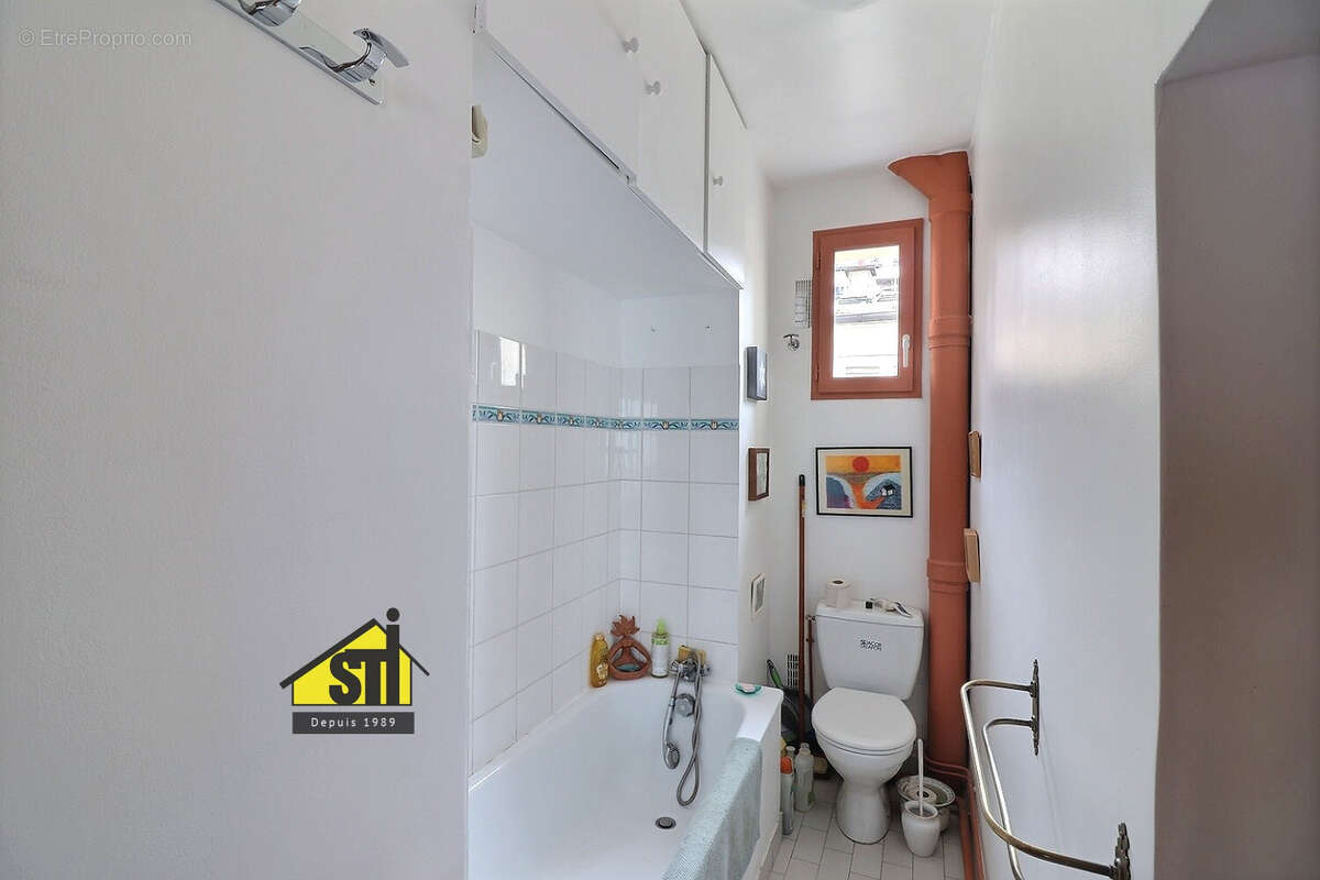 Appartement à PARIS-14E