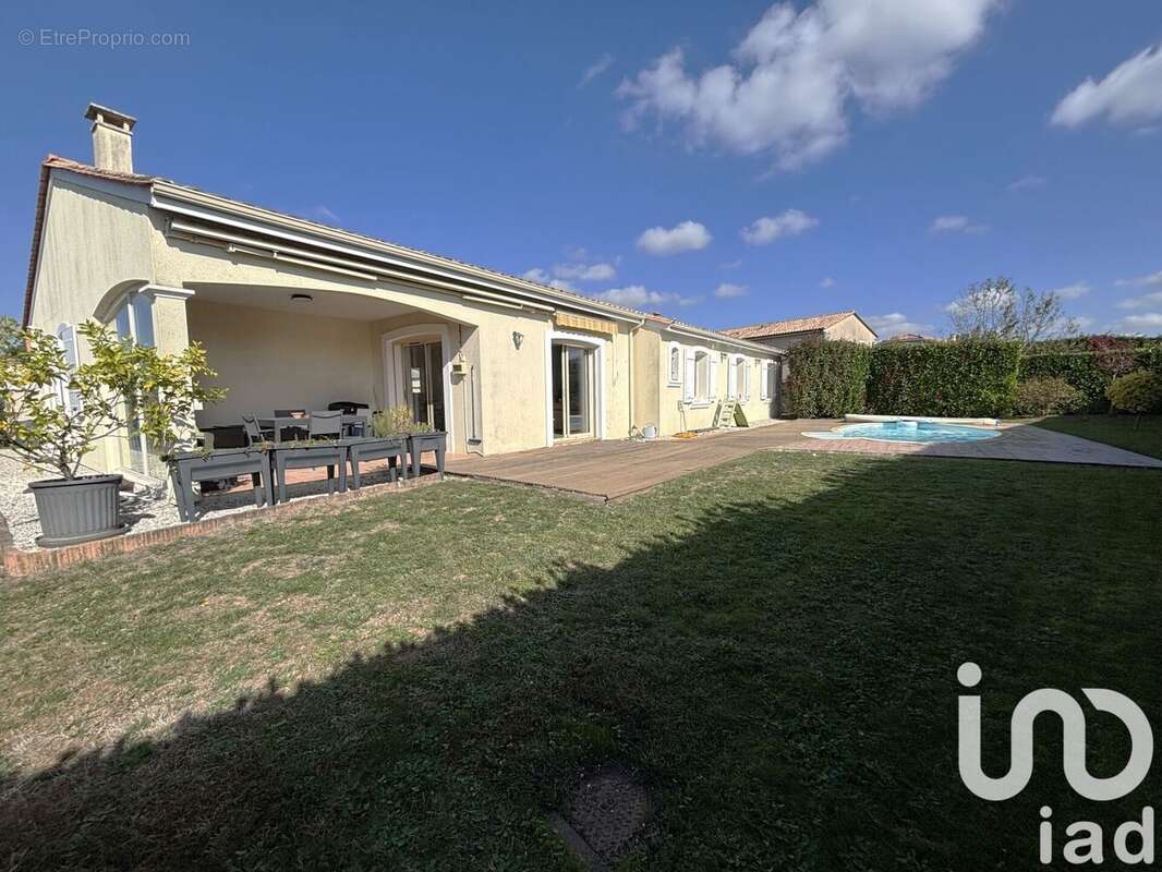 Photo 2 - Maison à COURSAC