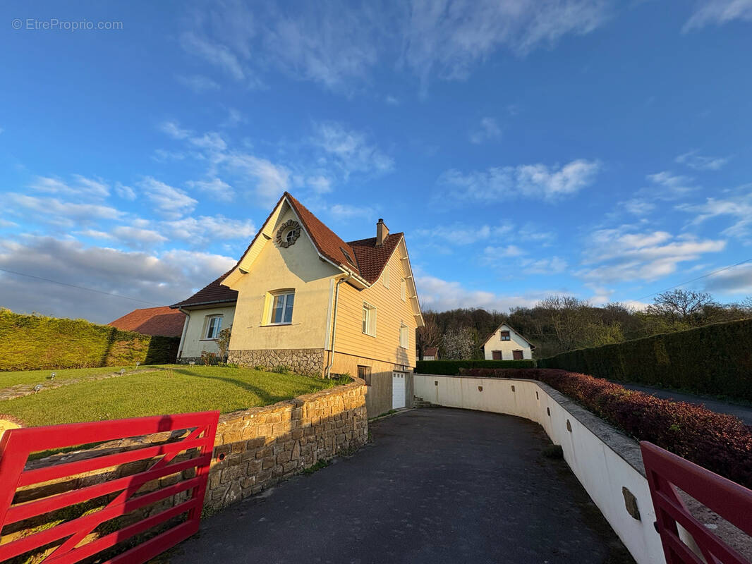 Maison à SAINT-MARTIN-CHOQUEL
