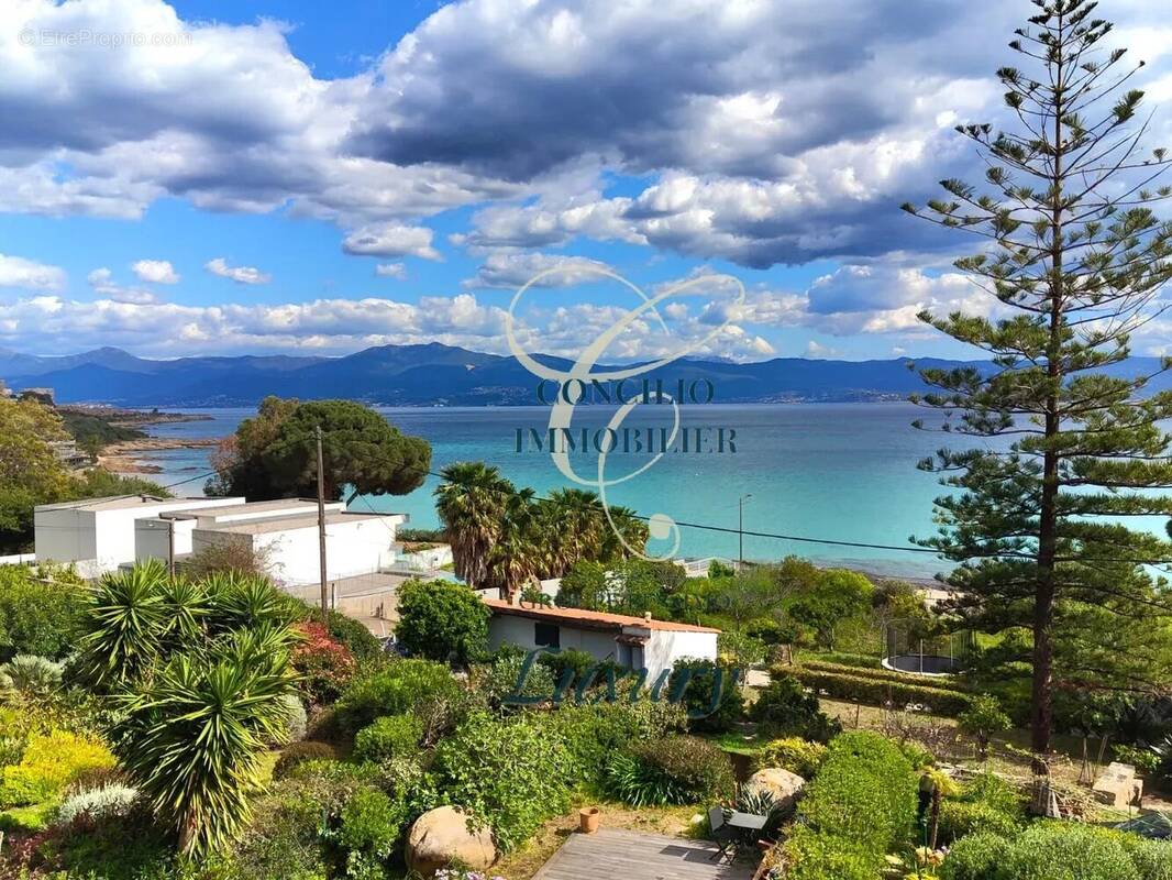 Appartement à AJACCIO