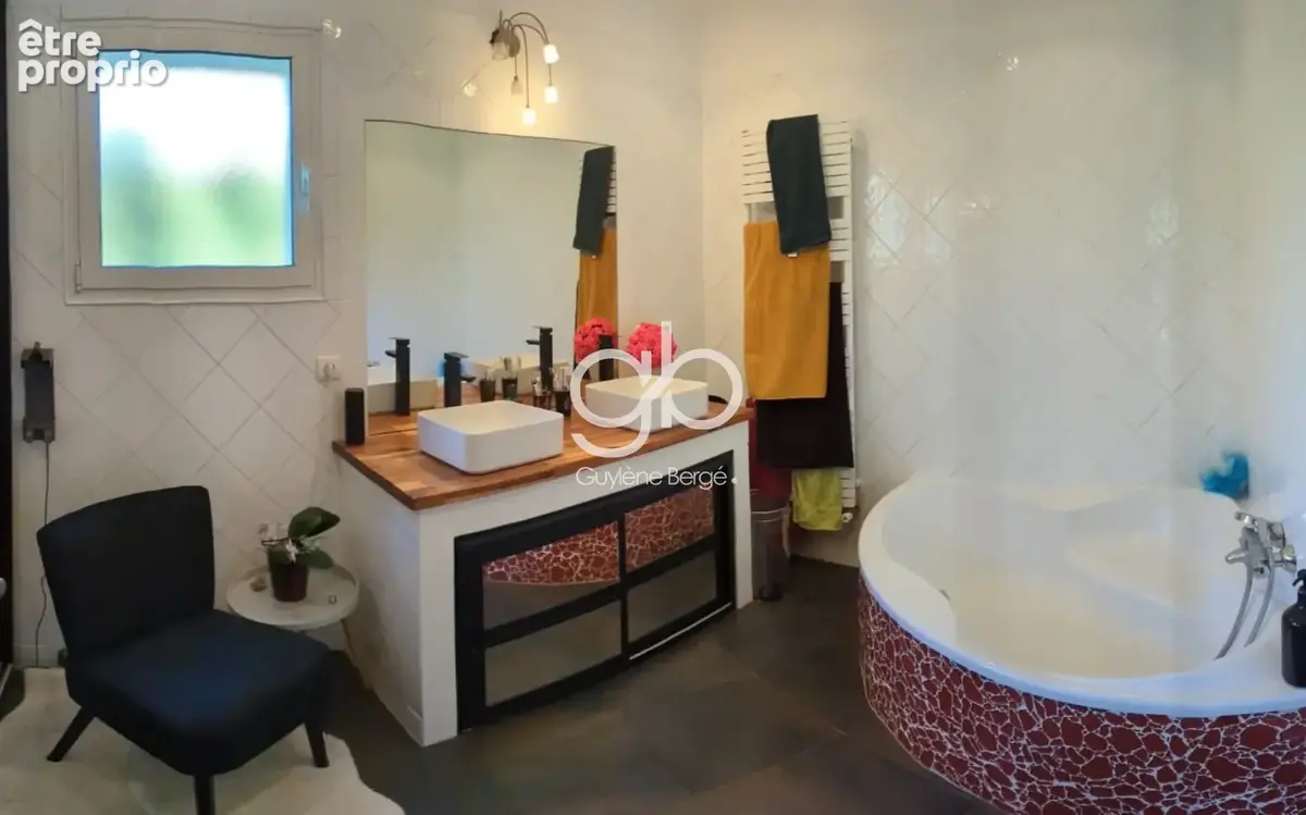 Villa d'exception 4 chambres avec piscine et jardin arboré - photo 9
