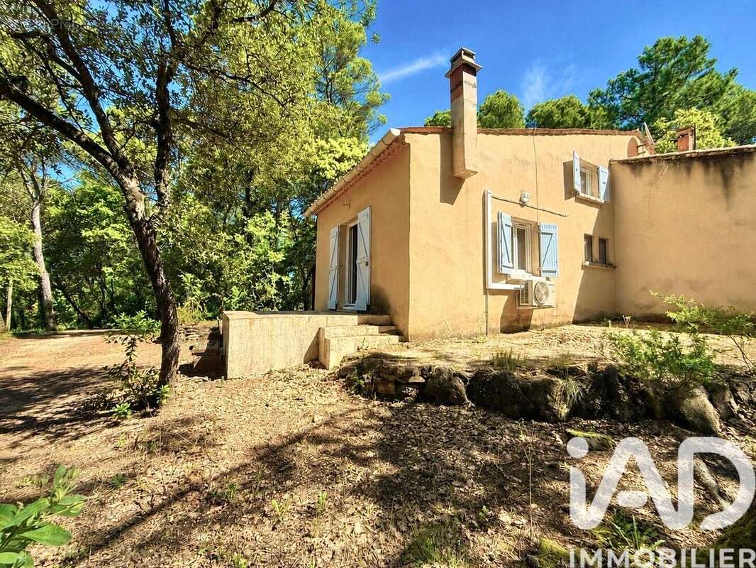 Photo 2 - Maison à UCHAUX