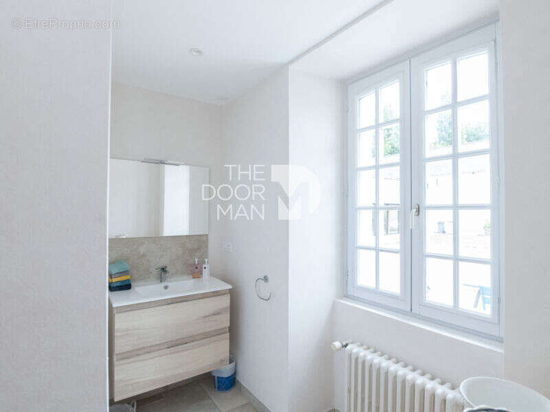 Maison à COSSE-LE-VIVIEN