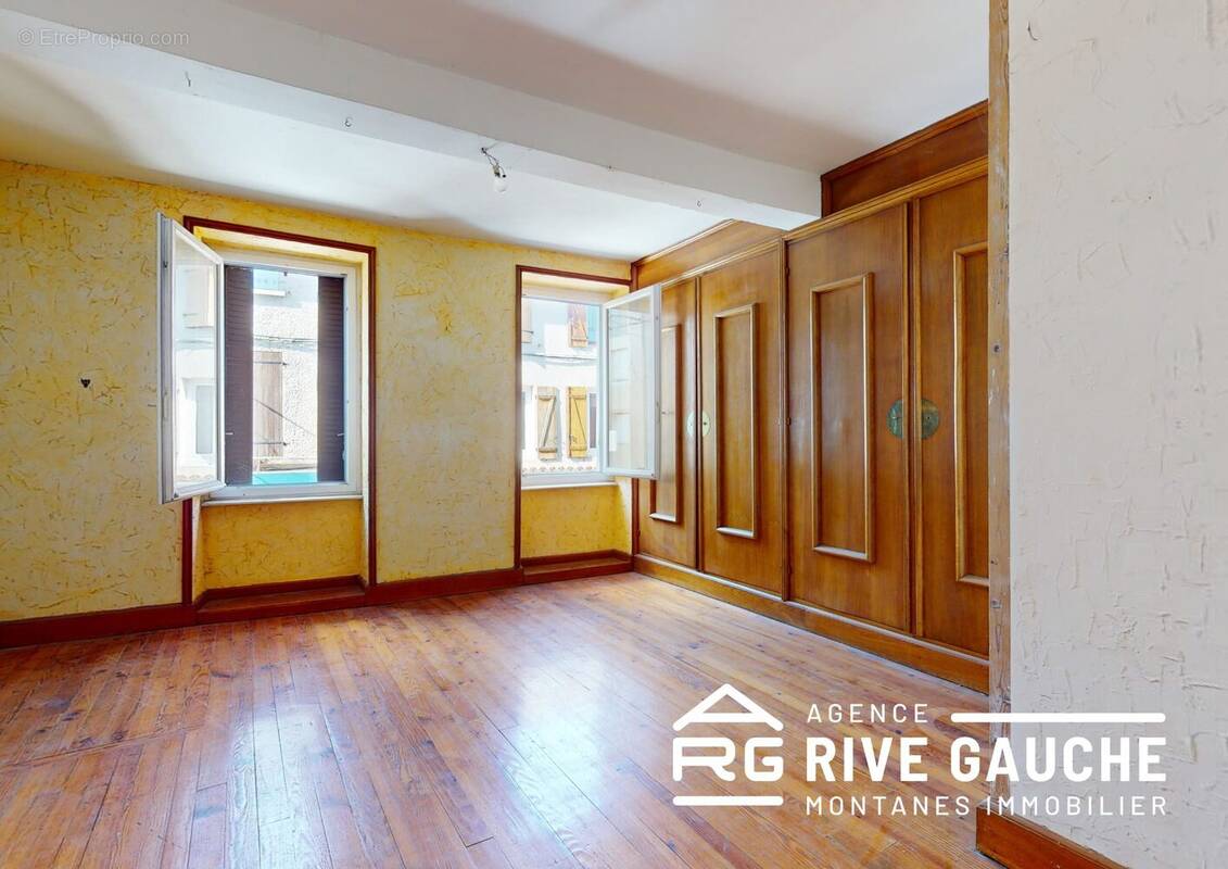 Maison à LE PEAGE-DE-ROUSSILLON