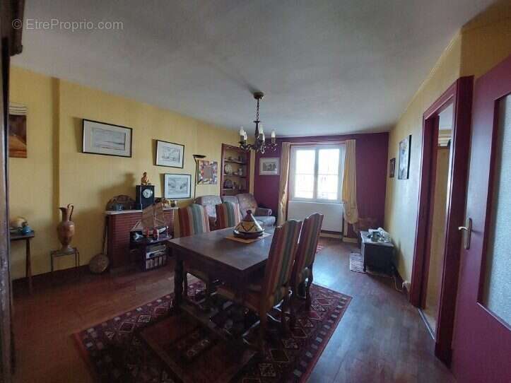 Maison 72 m² à Granville  - photo 4