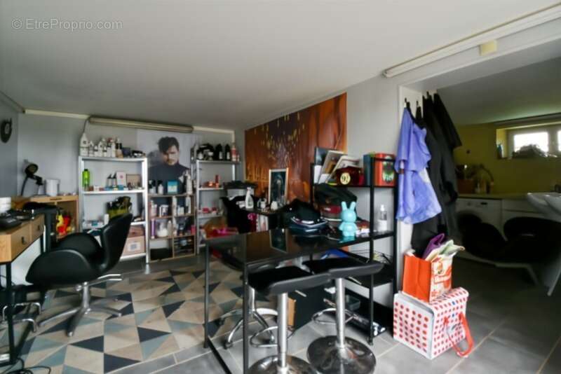 Maison à VALLON-EN-SULLY