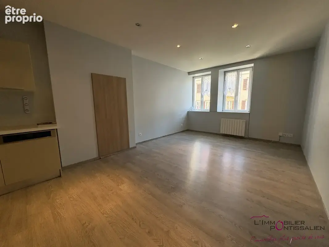 Appartement - t3 - 75m2 - centre ville - photo 3