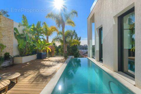 Maison à CARRY-LE-ROUET