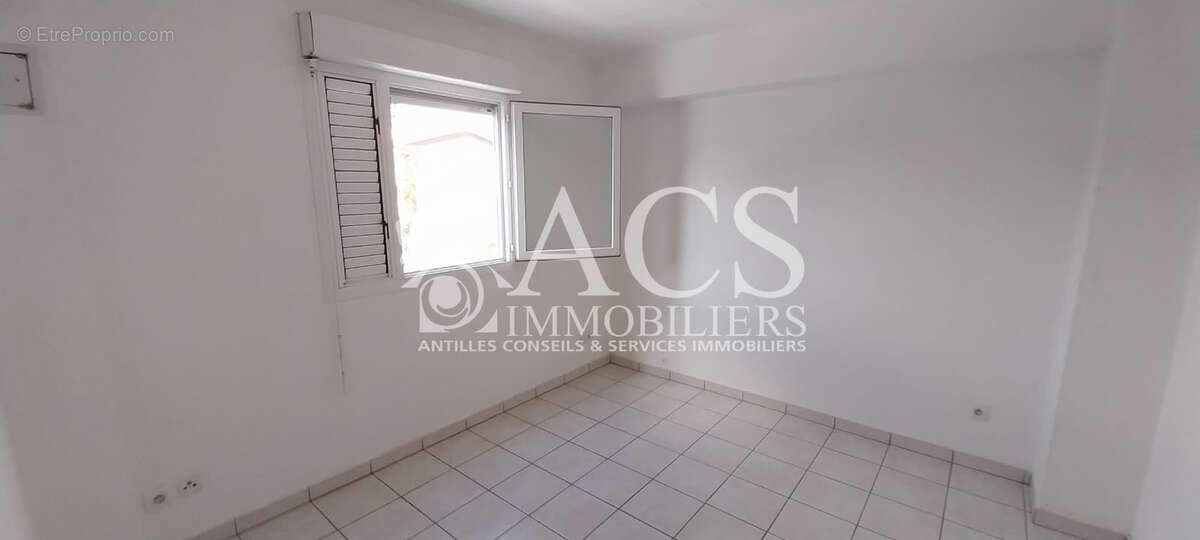Appartement T3 Plateau Fofo - 97233 SCHOELCHER - photo 5