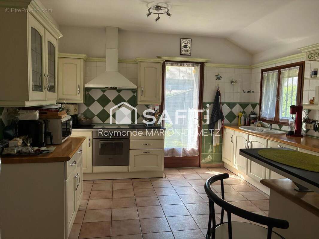 Maison 155 m² à Hauteville-Sur-Fier  - photo 2