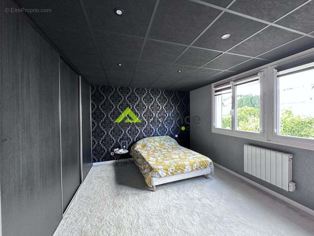 Appartement à AUZANCES