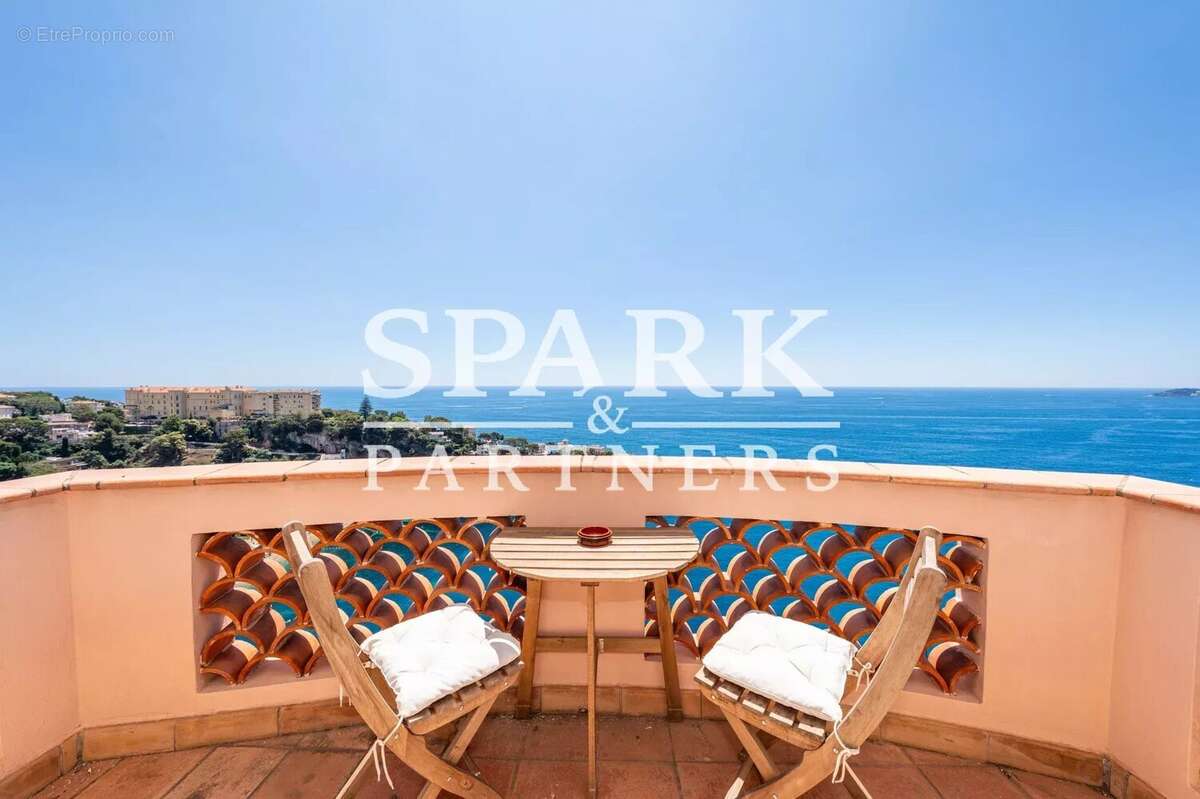 Appartement à CAP-D'AIL